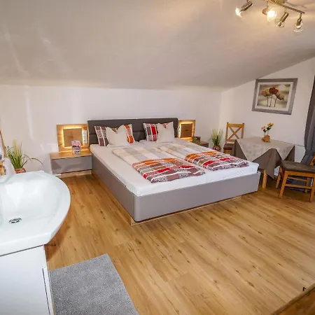 Weiherwirt By Interhome Apartment Haslach