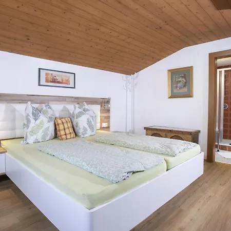 Weiher By Interhome